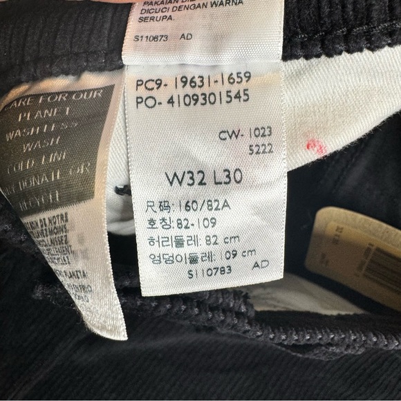 Levi’s 314 SHAPING STRAIGHT WOMEN'S corduroy JEANS 32-30 - Picture 13 of 13